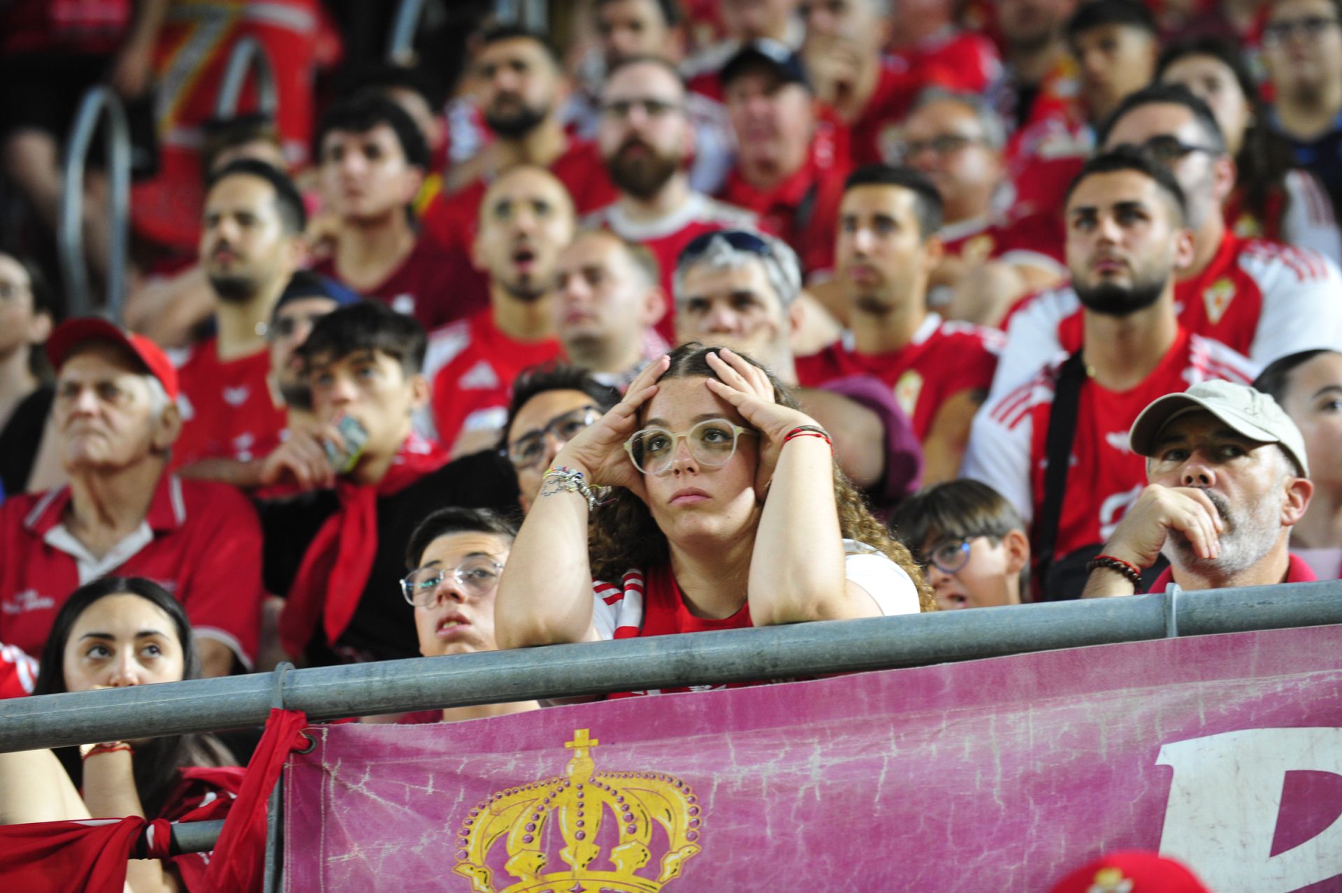La derrota del Real Murcia frente al Nàstic, en imágenes