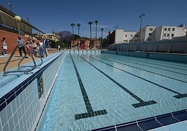 La piscina municipal Murcia Parque.