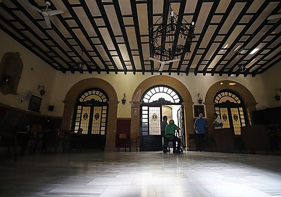 Salón principal del casino de Espinardo, en una fotografía de archivo.