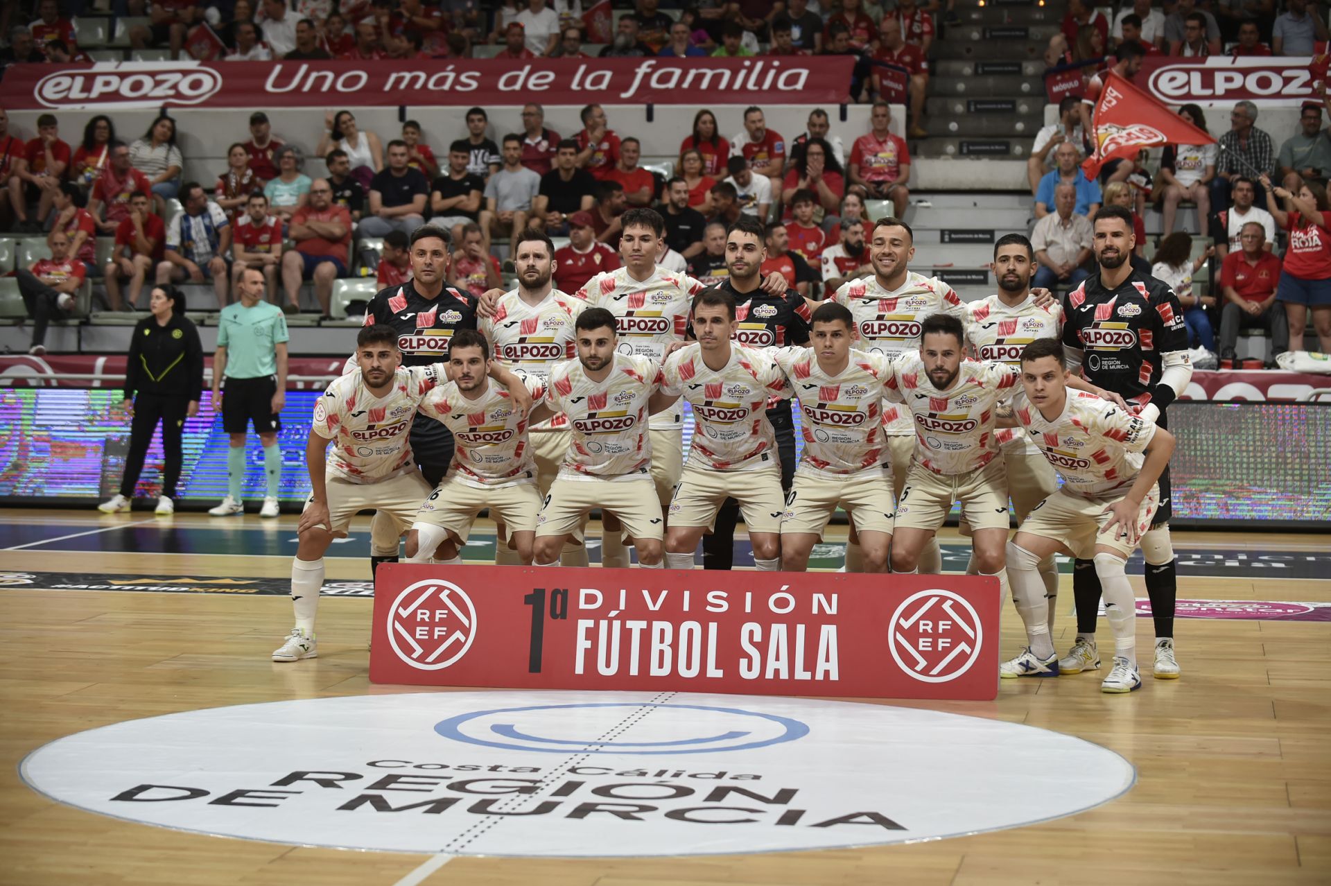 Las imágenes de ElPozo - Jimbee (3-2)