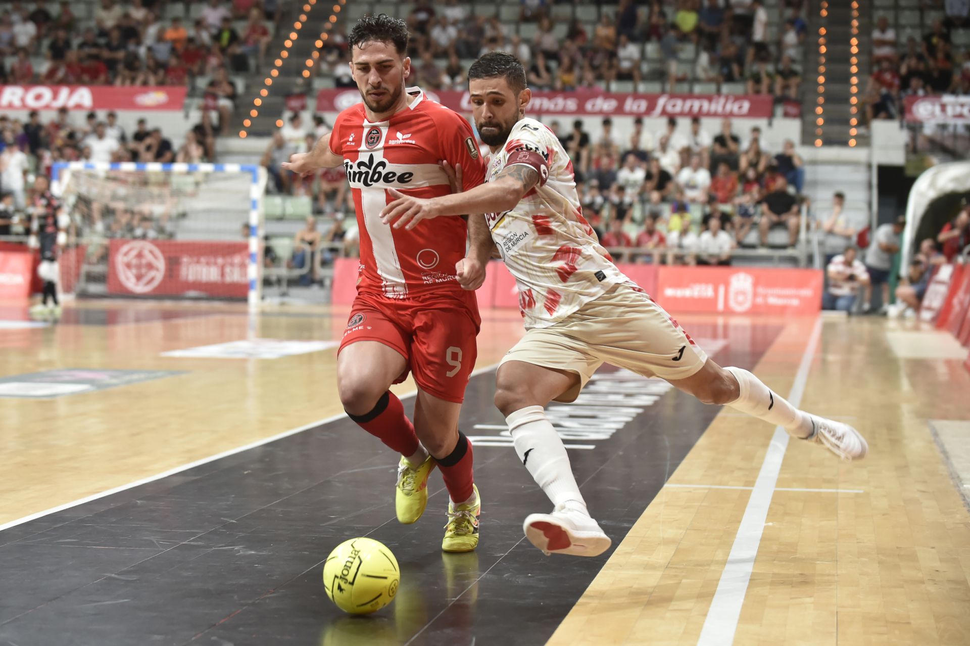 Las imágenes de ElPozo - Jimbee (3-2)