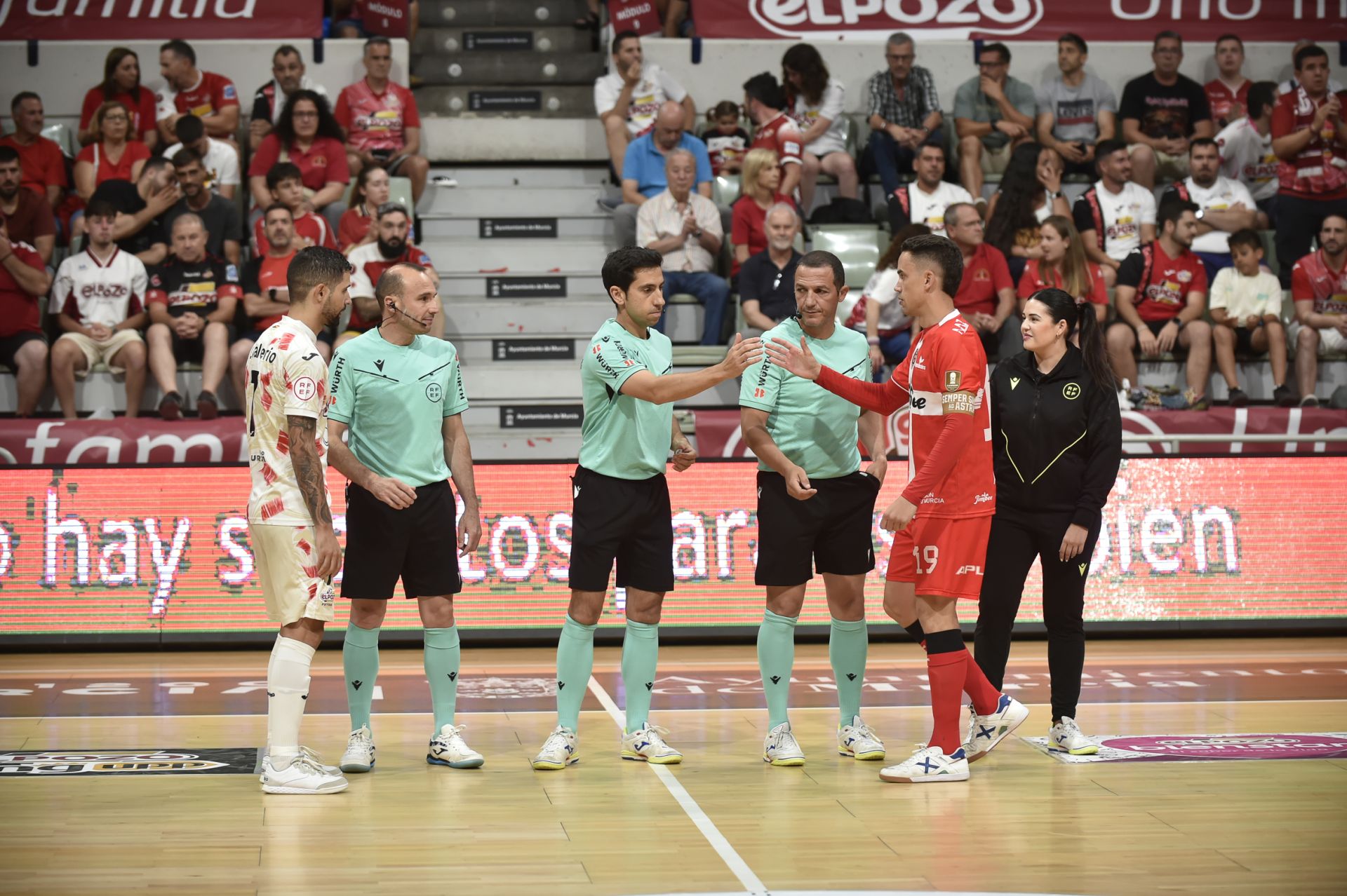 Las imágenes de ElPozo - Jimbee (3-2)