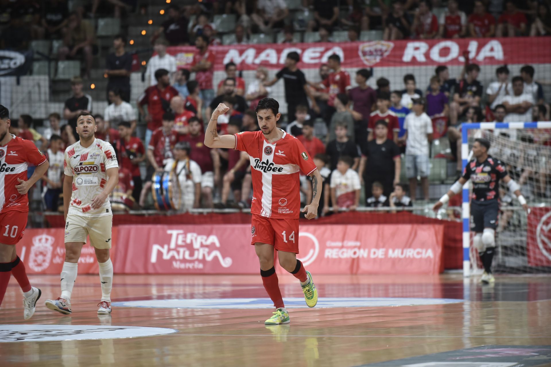 Las imágenes de ElPozo - Jimbee (3-2)