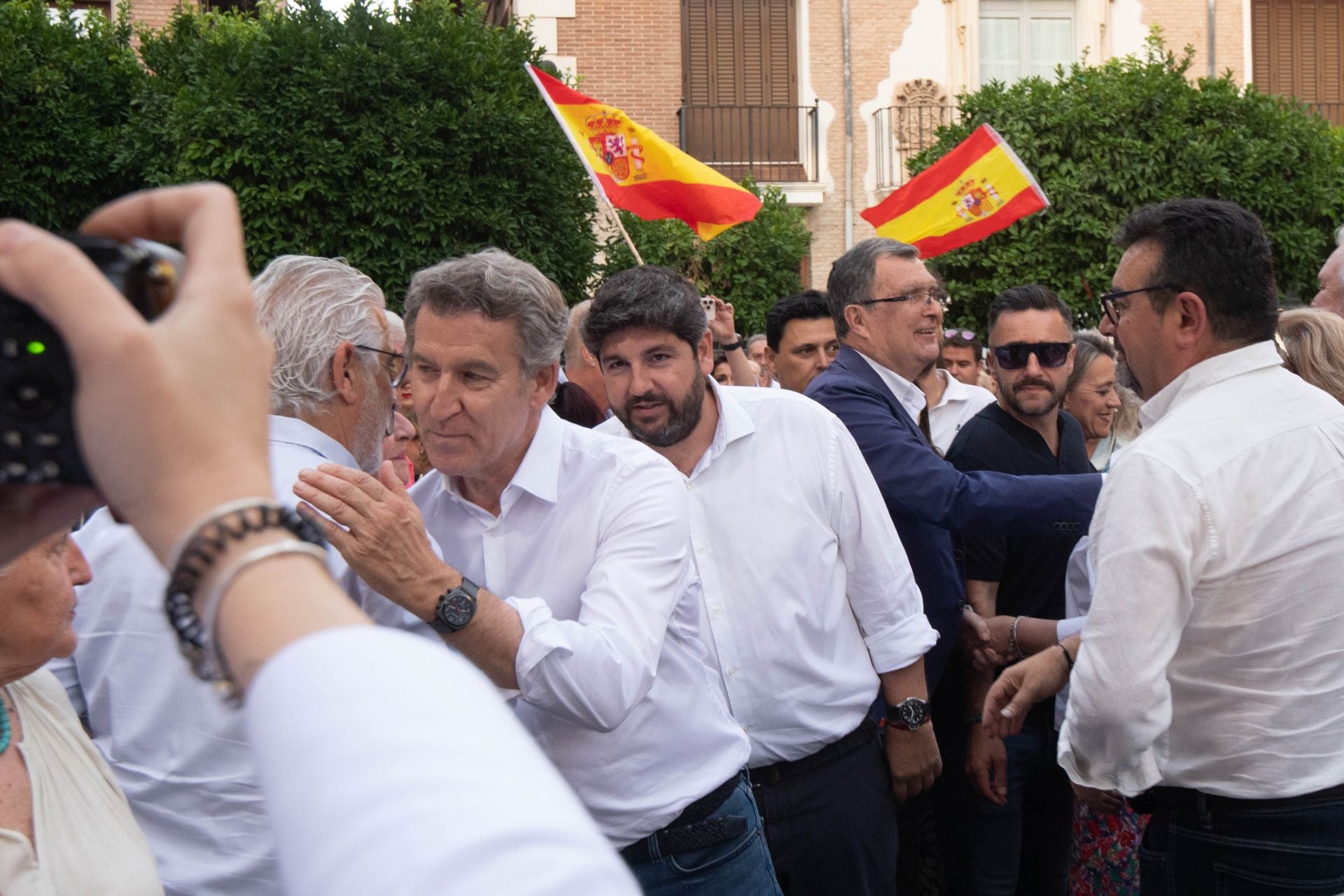 En imágenes, el acto de Feijóo a Murcia