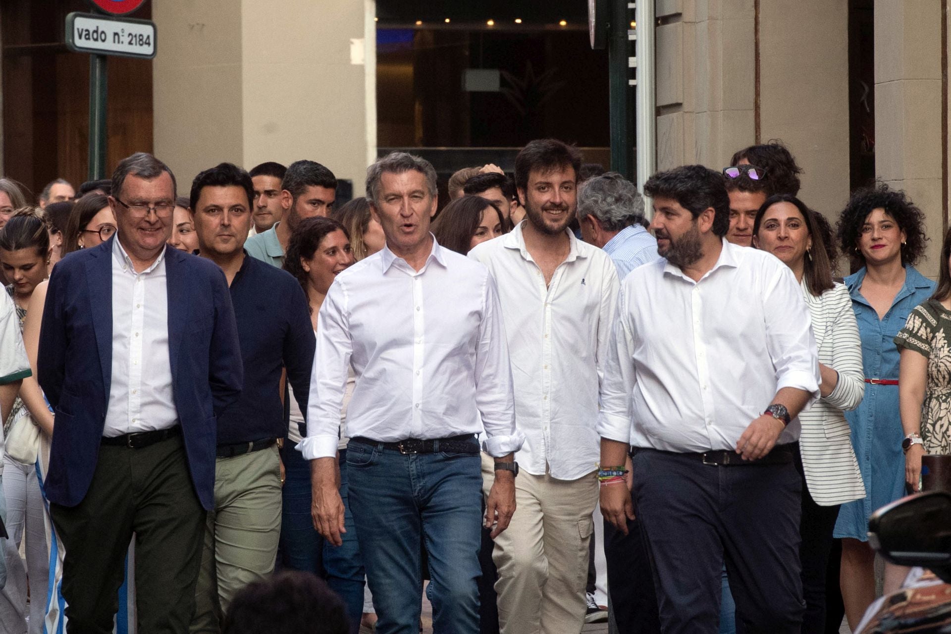 En imágenes, el acto de Feijóo a Murcia