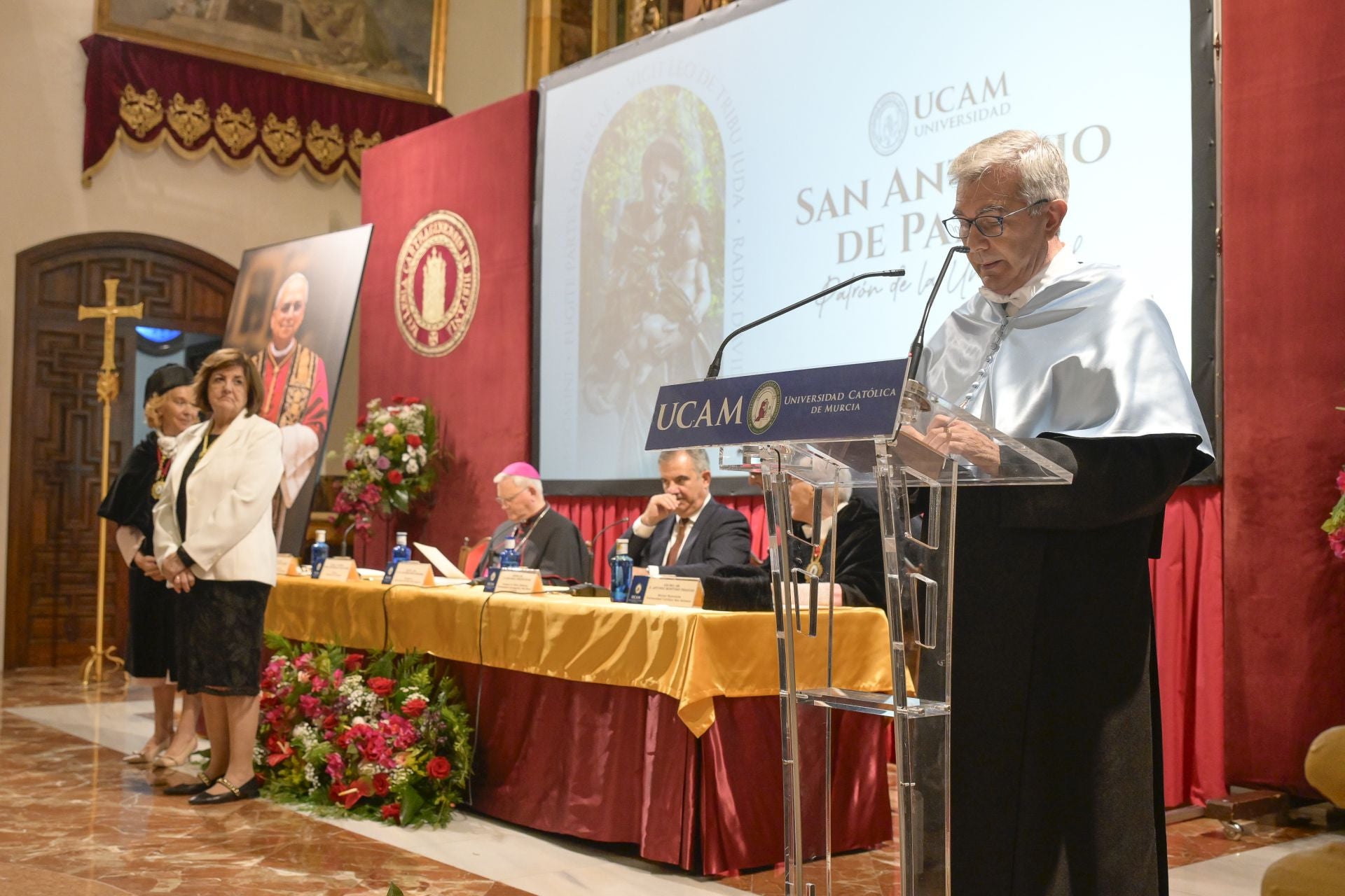 Los actos conmemorativos de San Antonio de Padua en la UCAM, en imágenes