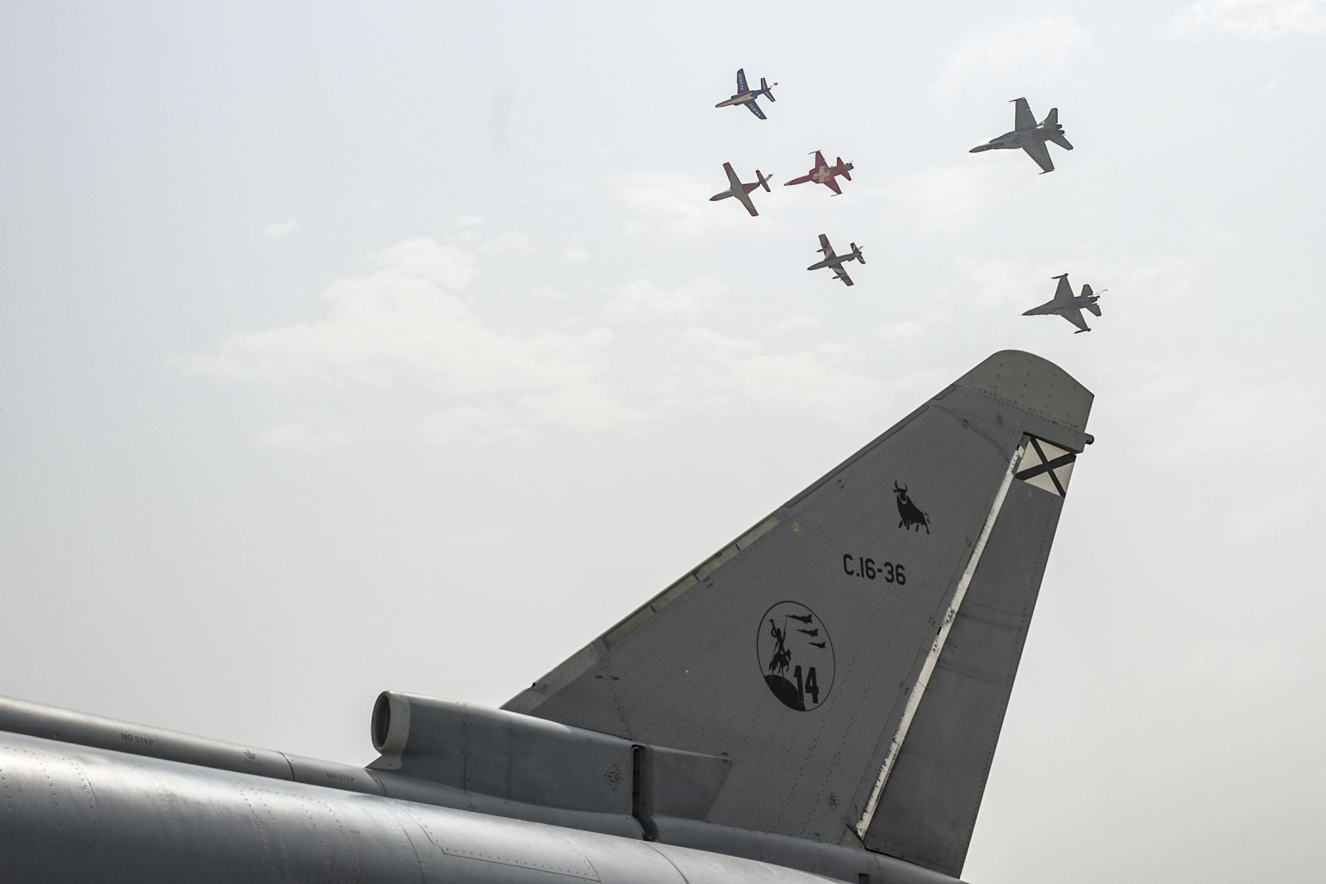 Las imágenes de la exhibición de aviones del festival Aire 25