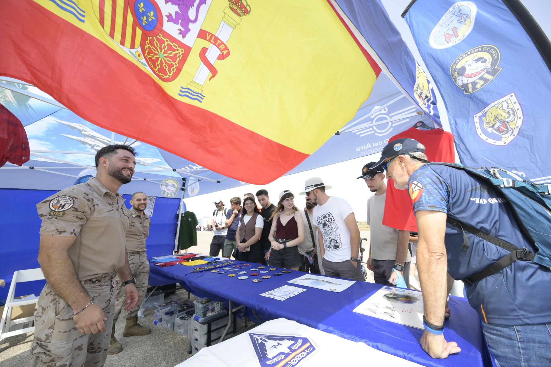 Las imágenes de la exhibición de aviones del festival Aire 25