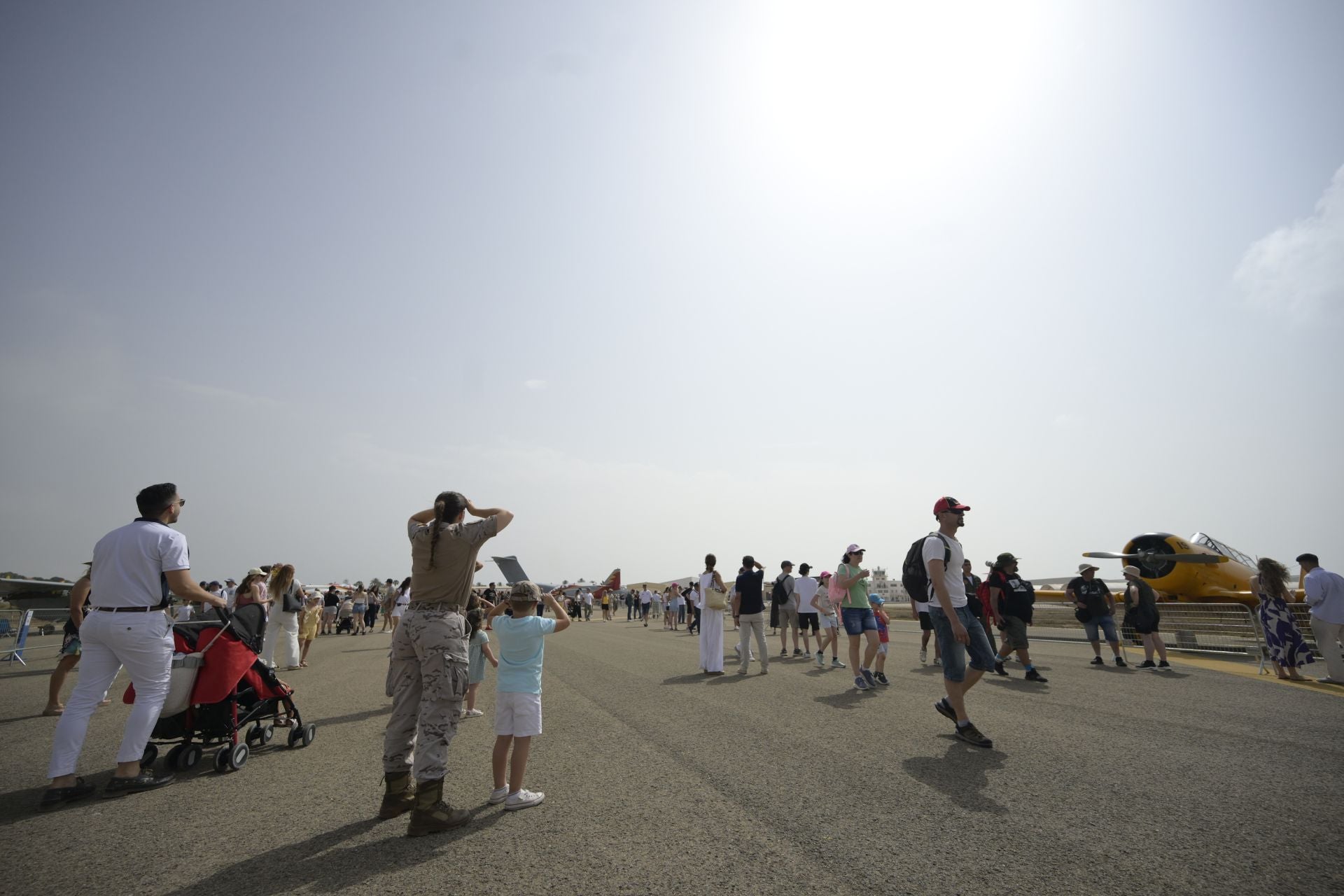 Las imágenes de la exhibición de aviones del festival Aire 25