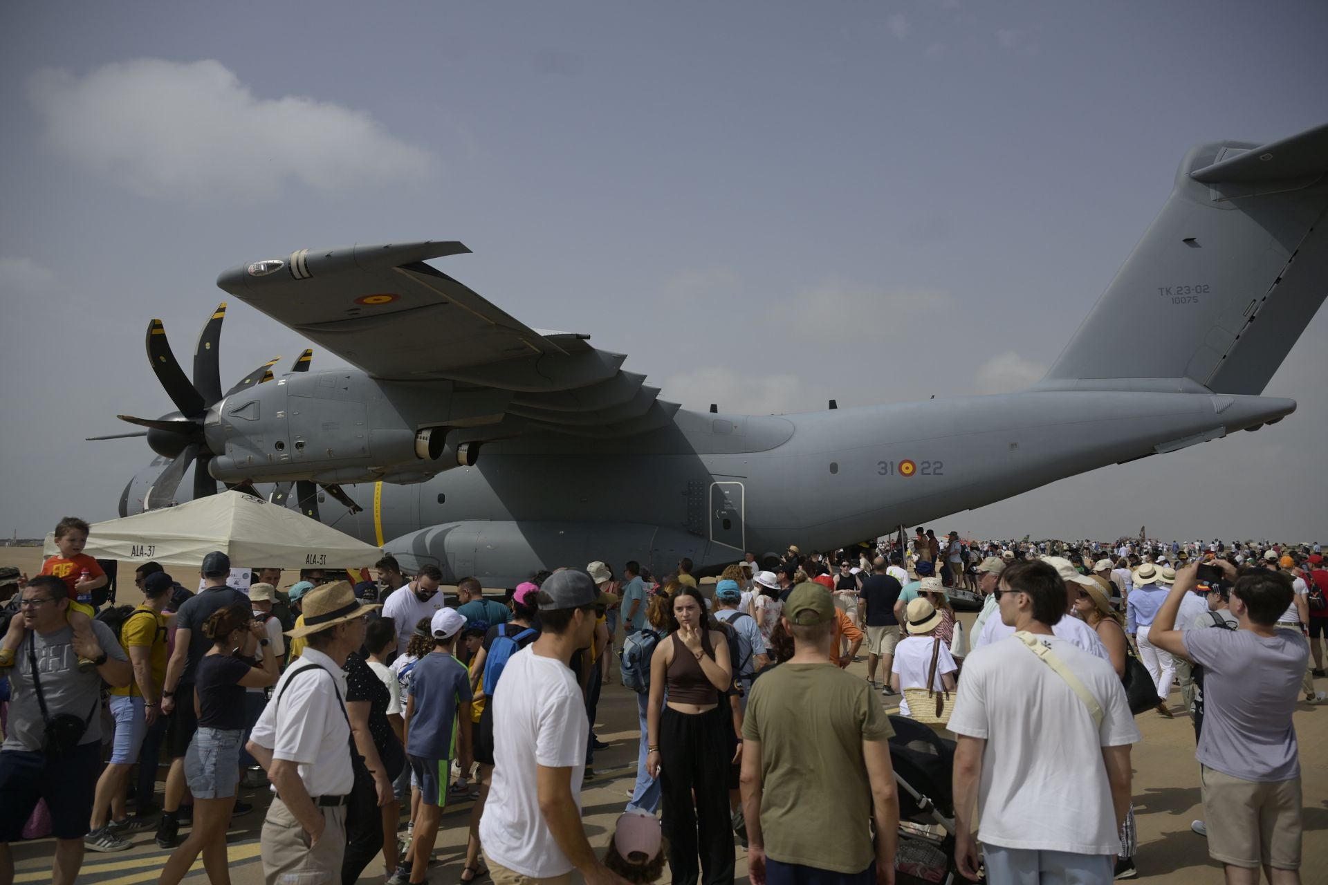 Las imágenes de la exhibición de aviones del festival Aire 25
