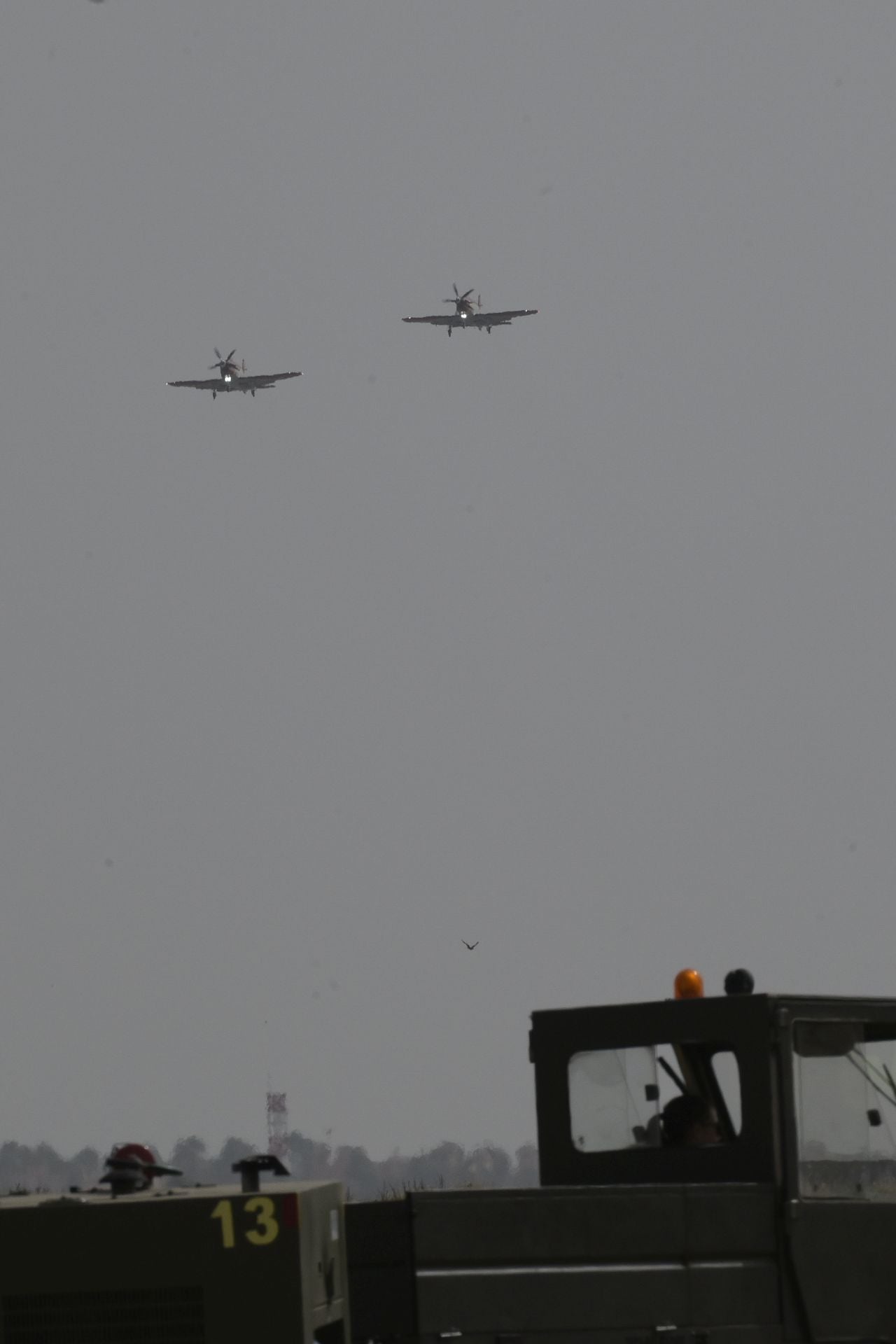 Las imágenes de la exhibición de aviones del festival Aire 25