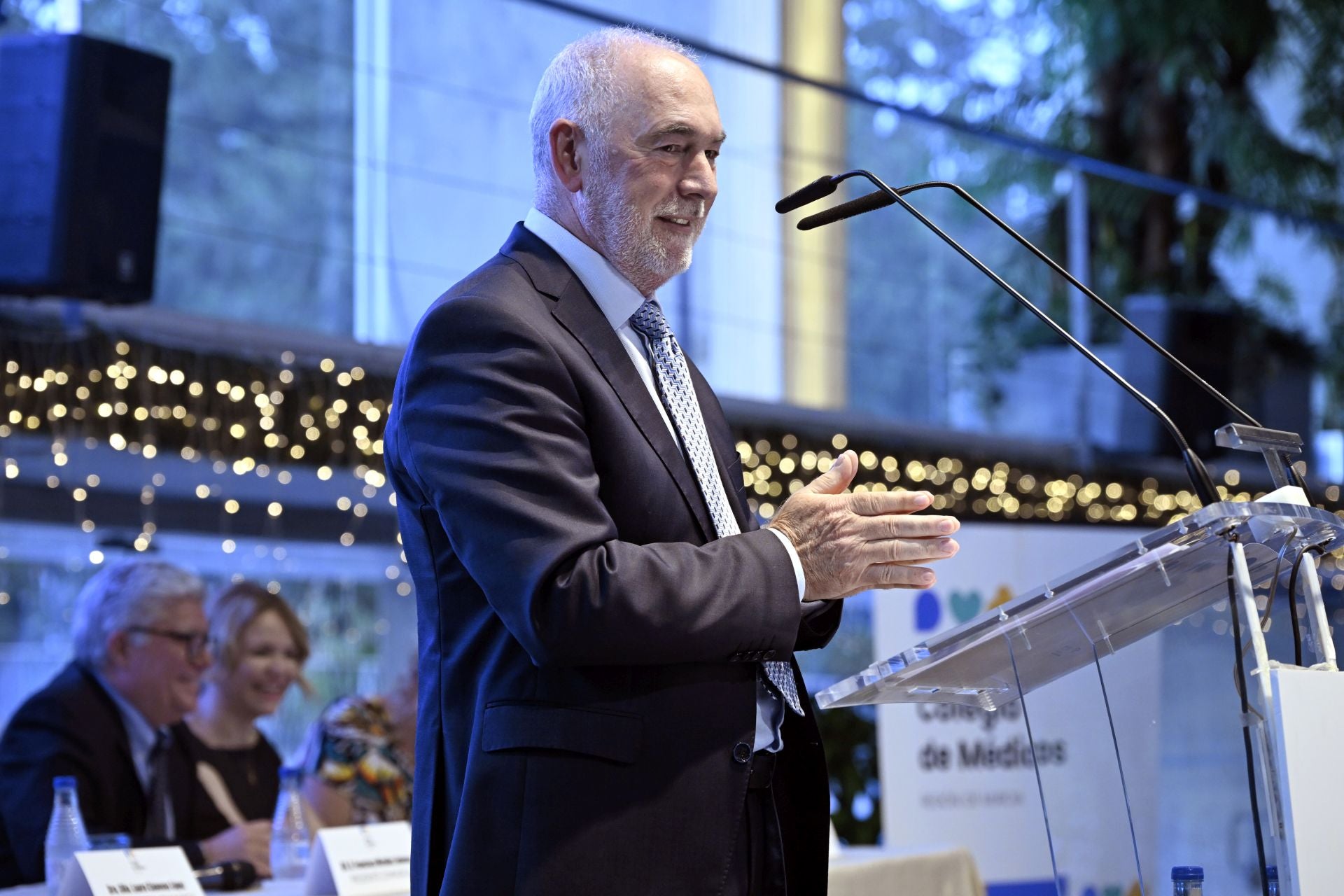 Acto de bienvenida para los nuevos miembros del Colegio de Médicos de la Región de Murcia, en imágenes