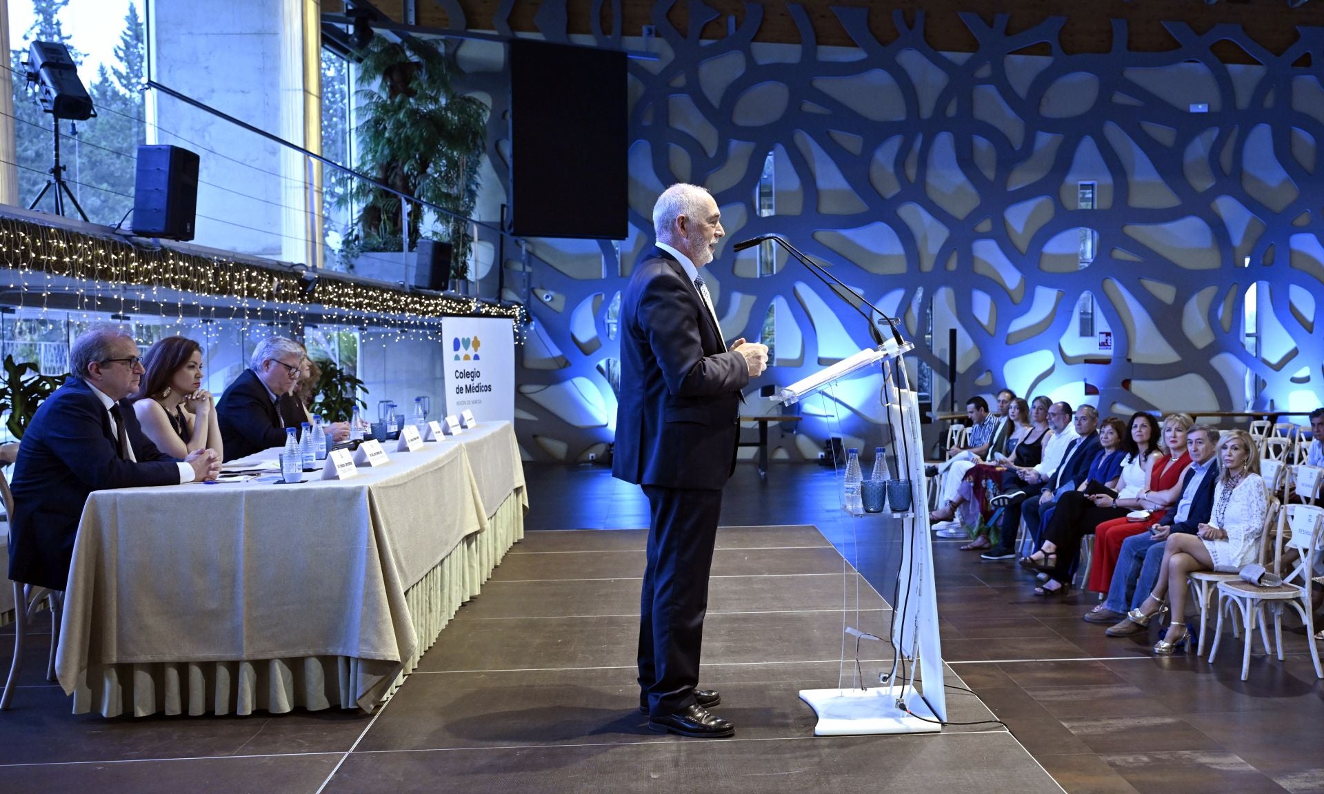 Acto de bienvenida para los nuevos miembros del Colegio de Médicos de la Región de Murcia, en imágenes