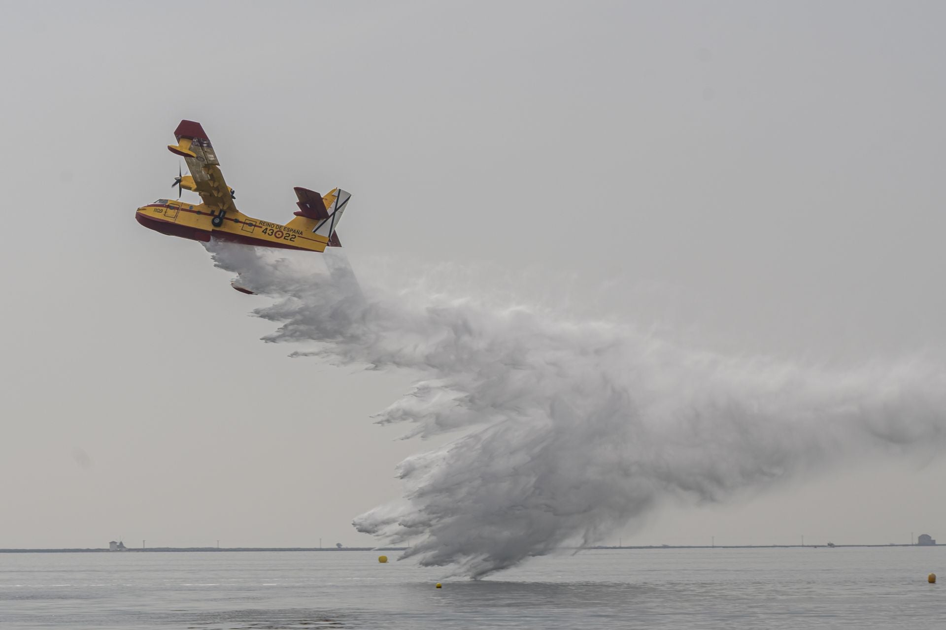 En imágenes, la exhibición aérea en el festival Aire 25 de San Javier