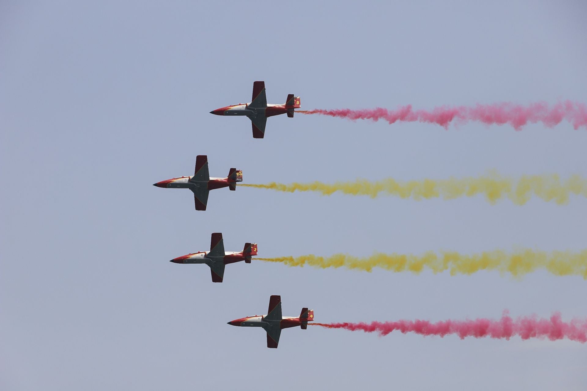 En imágenes, la exhibición aérea en el festival Aire 25 de San Javier