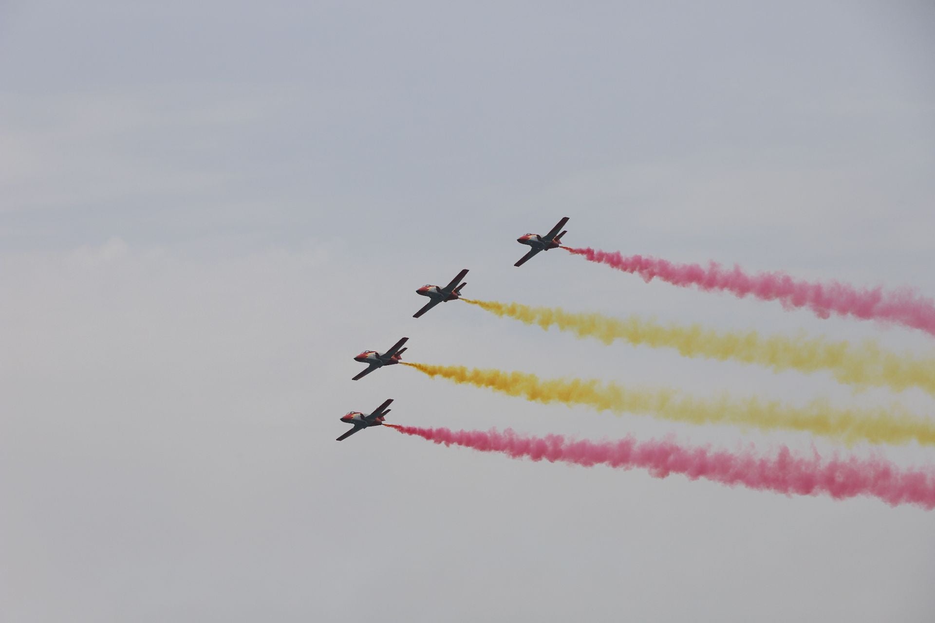 En imágenes, la exhibición aérea en el festival Aire 25 de San Javier