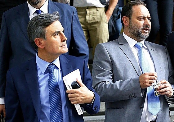 Pedro Saura y José Luis Ábalos, en una imagen de archivo.