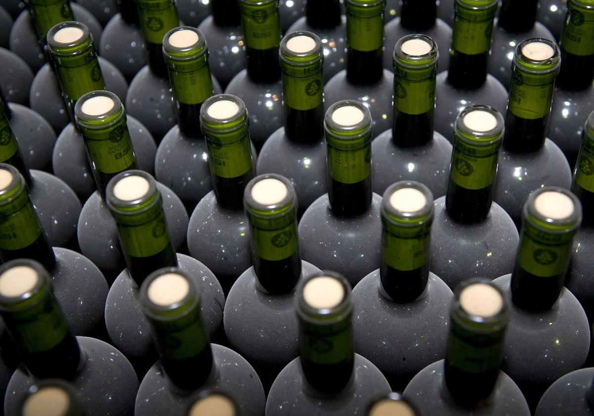 Botellas de vino de Jumilla en una imagen de archivo.