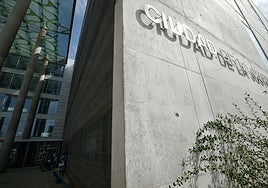 Fachada de la Ciudad de la Justicia de Murcia.