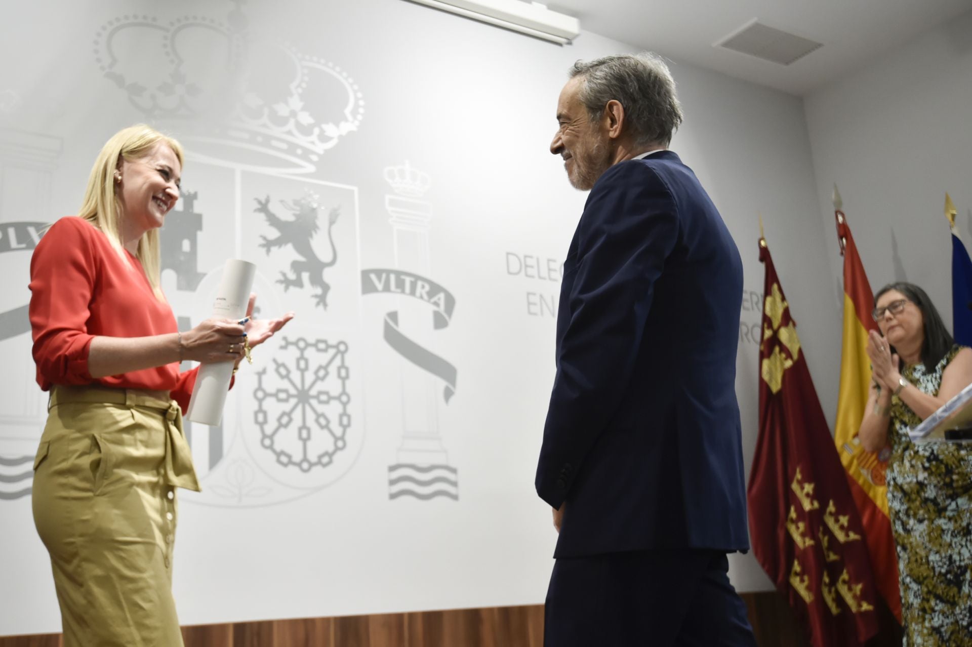 La entrega de medallas de la Orden del Mérito Civil e Isabel la Católica, en imágenes