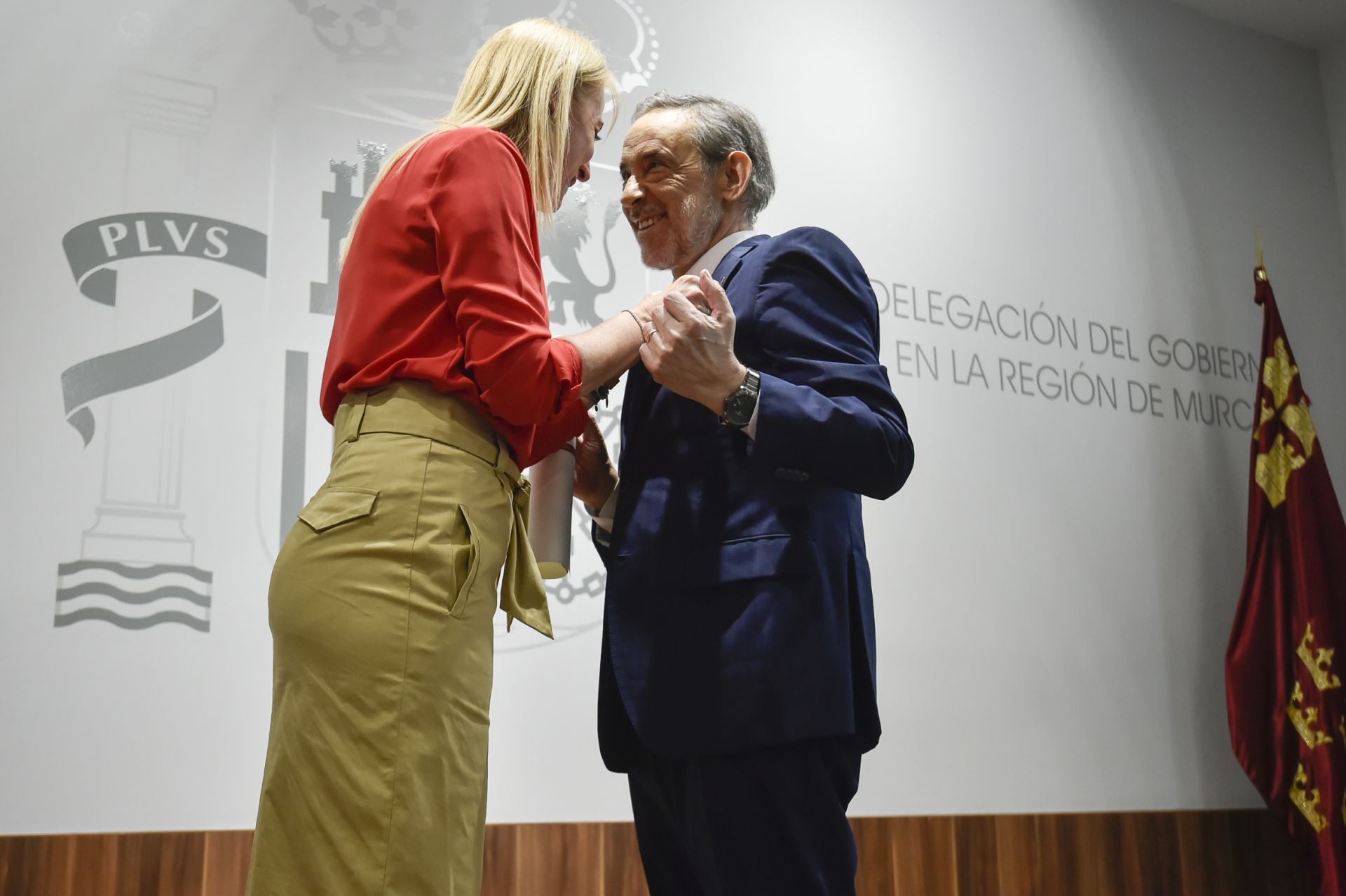 La entrega de medallas de la Orden del Mérito Civil e Isabel la Católica, en imágenes