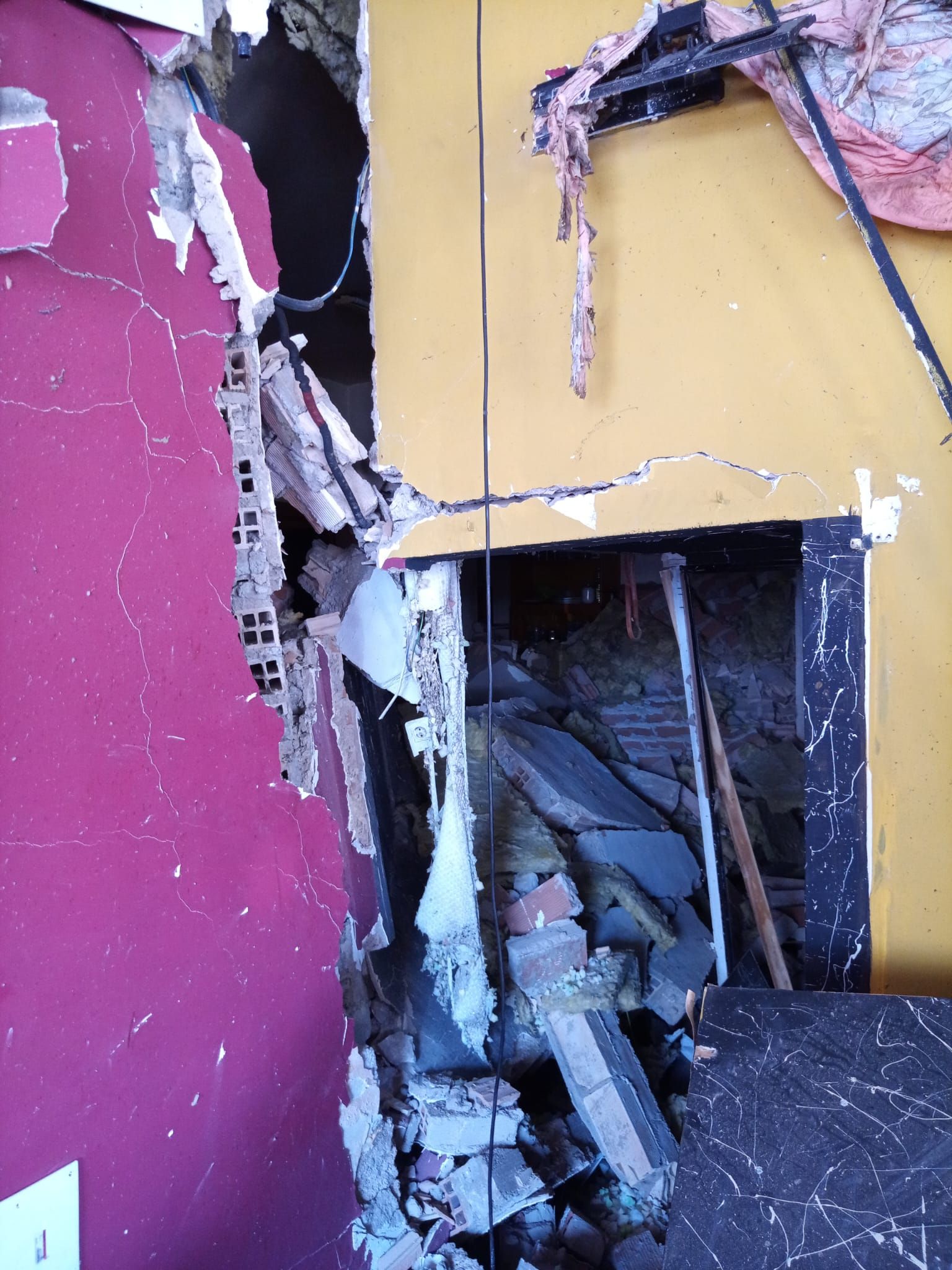 Explosión de gas en un bar de Lo Pagán, en imágenes