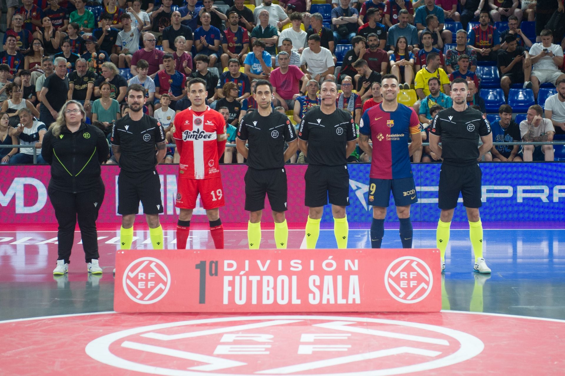 Las imágenes del Barcelona-Jimbee (2-3)