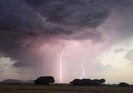 Un rayo caído este miércoles en El Moralejo (Caravaca).