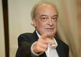 Enrique Vila-Matas, en una de sus últimas visitas a Murcia.