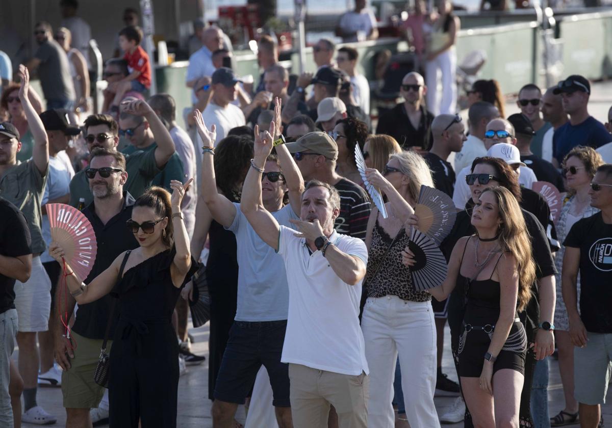 El público en el festival, a primera hora de la tarde.