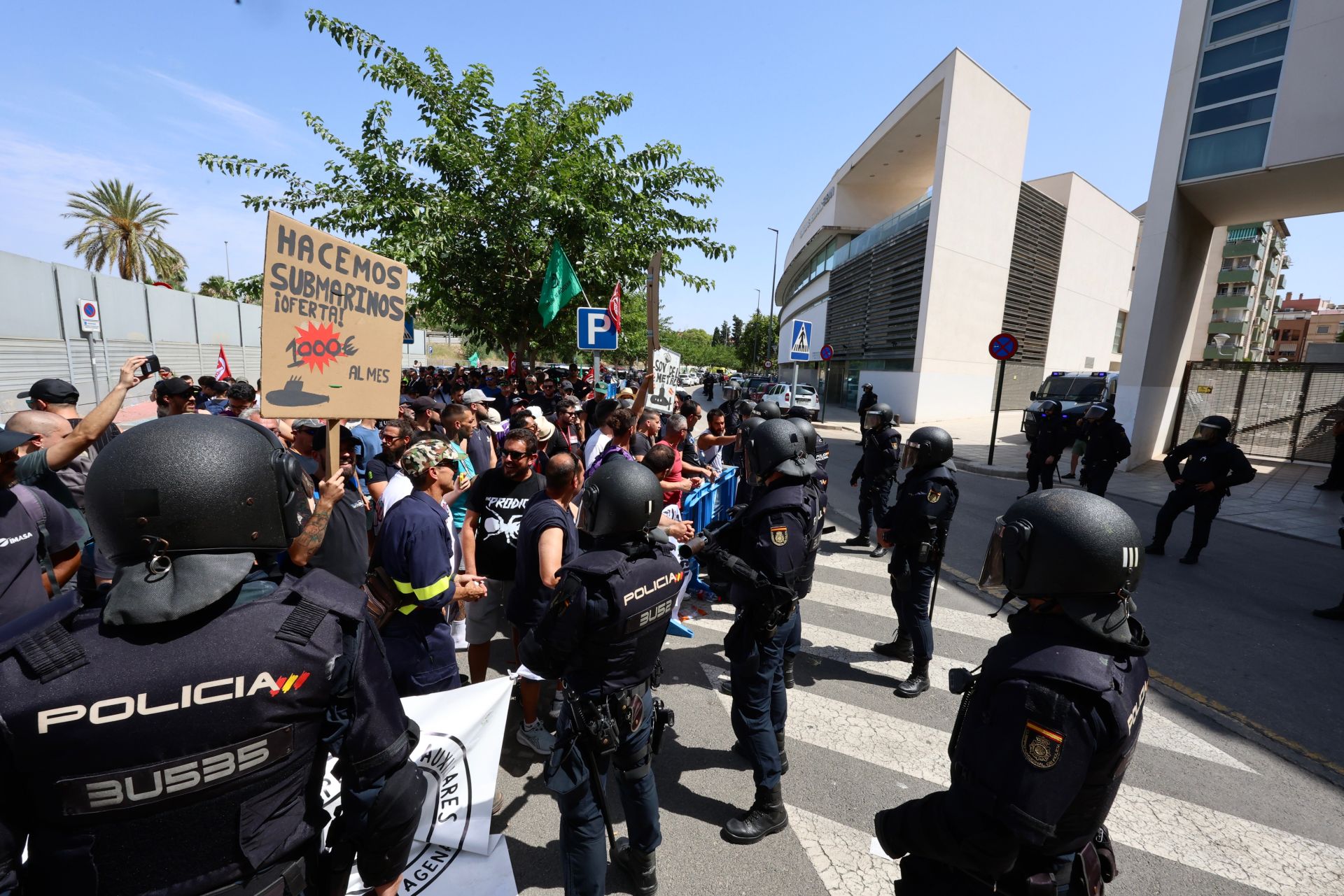 La protesta de los trabajadores de Navantia en la Fremm, en imágenes