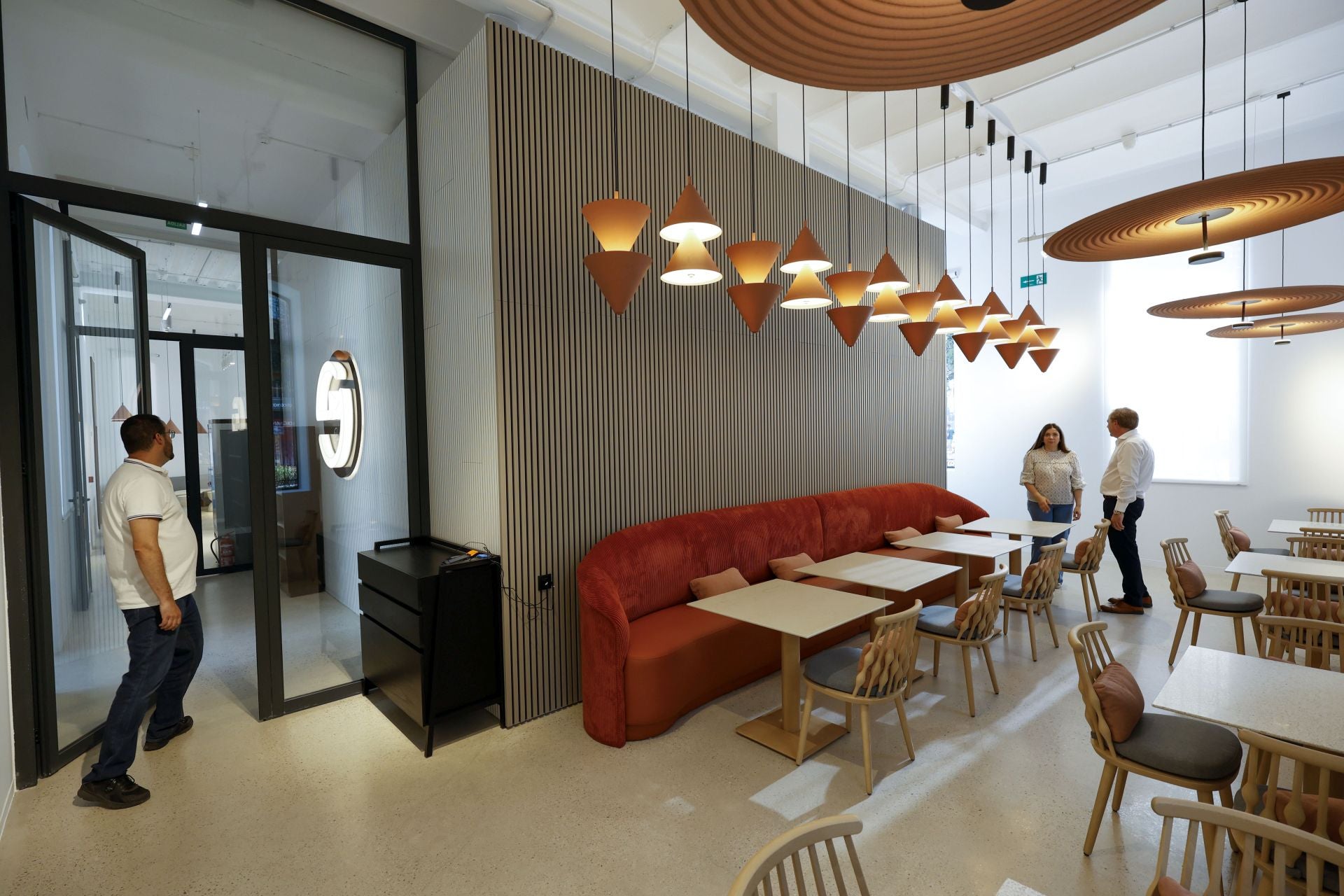 La nueva cafetería de la Cárcel Vieja de Murcia, en imágenes