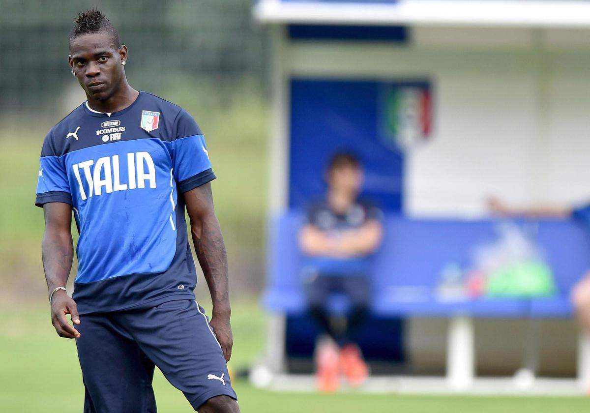 Mario Balotelli con los colores de la selección de Italia, en una imagen de archivo.