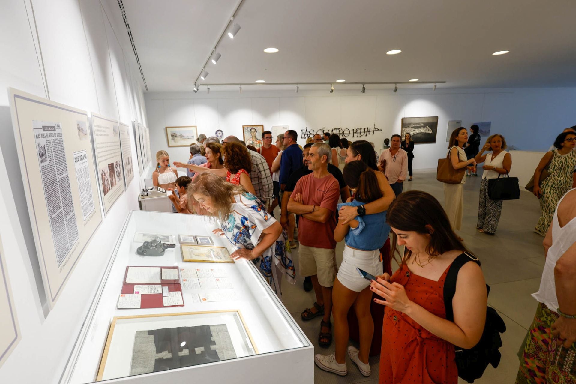 Inauguración de la exposición que homenajea a &#039;Las Cuatro Plumas&#039; de Águilas, en imágenes