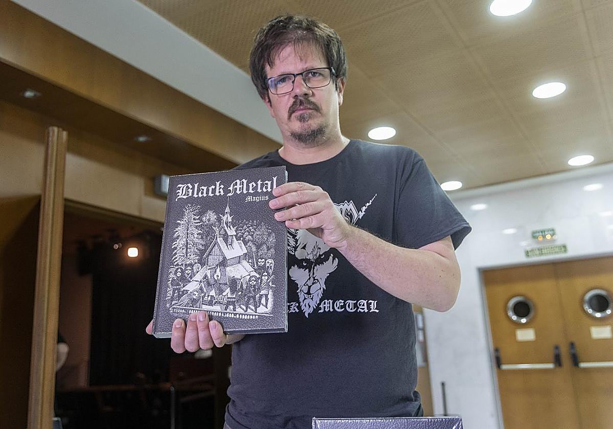 Magius presentó ayer su esperado nuevo cómic, 'Black Metal', en la jornada Side Imperium.