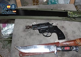 Los materiales incautados durante los registros.