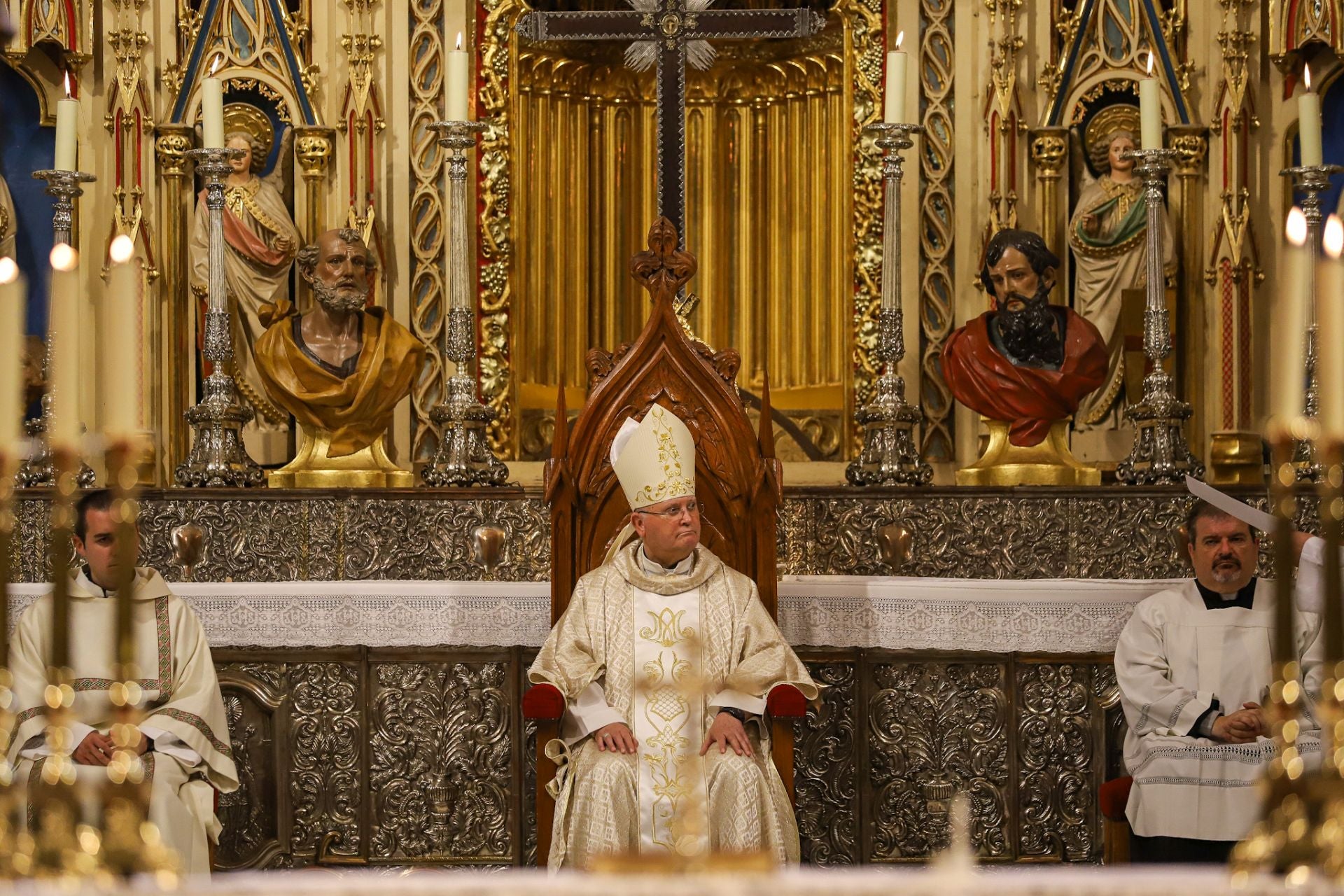 El obispo de la Diócesis de Cartagena celebra sus bodas de oro sacerdotales, en imágenes