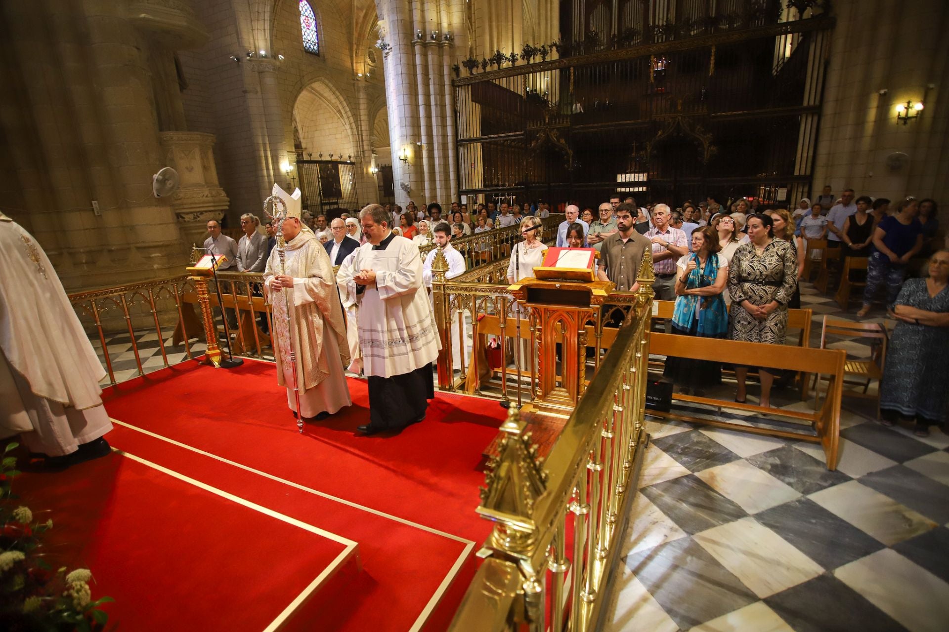 El obispo de la Diócesis de Cartagena celebra sus bodas de oro sacerdotales, en imágenes