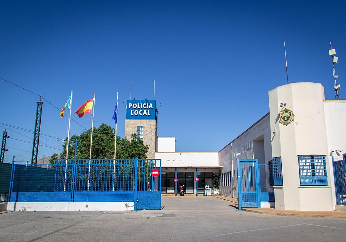Una imagen de archivo de las instalaciones de la comisaría de la Policía Local de Orihuela.