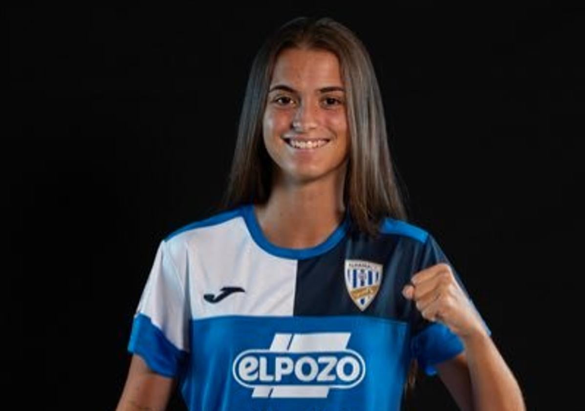 Vega Montesinos, una de las jugadoras renovadas para la próxima temporada.