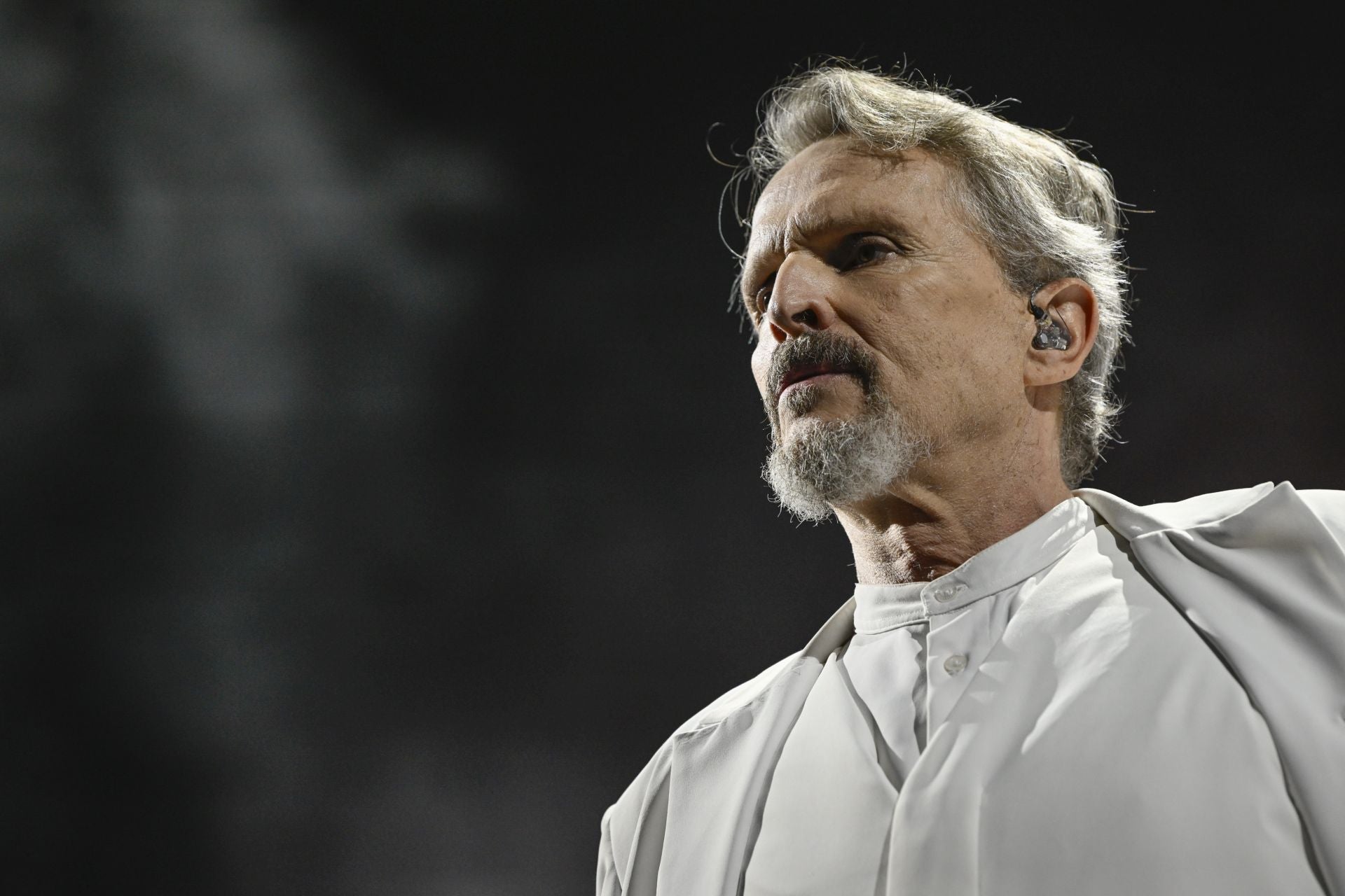 En imágenes, concierto de Miguel Bosé en la Plaza de Toros de Murcia