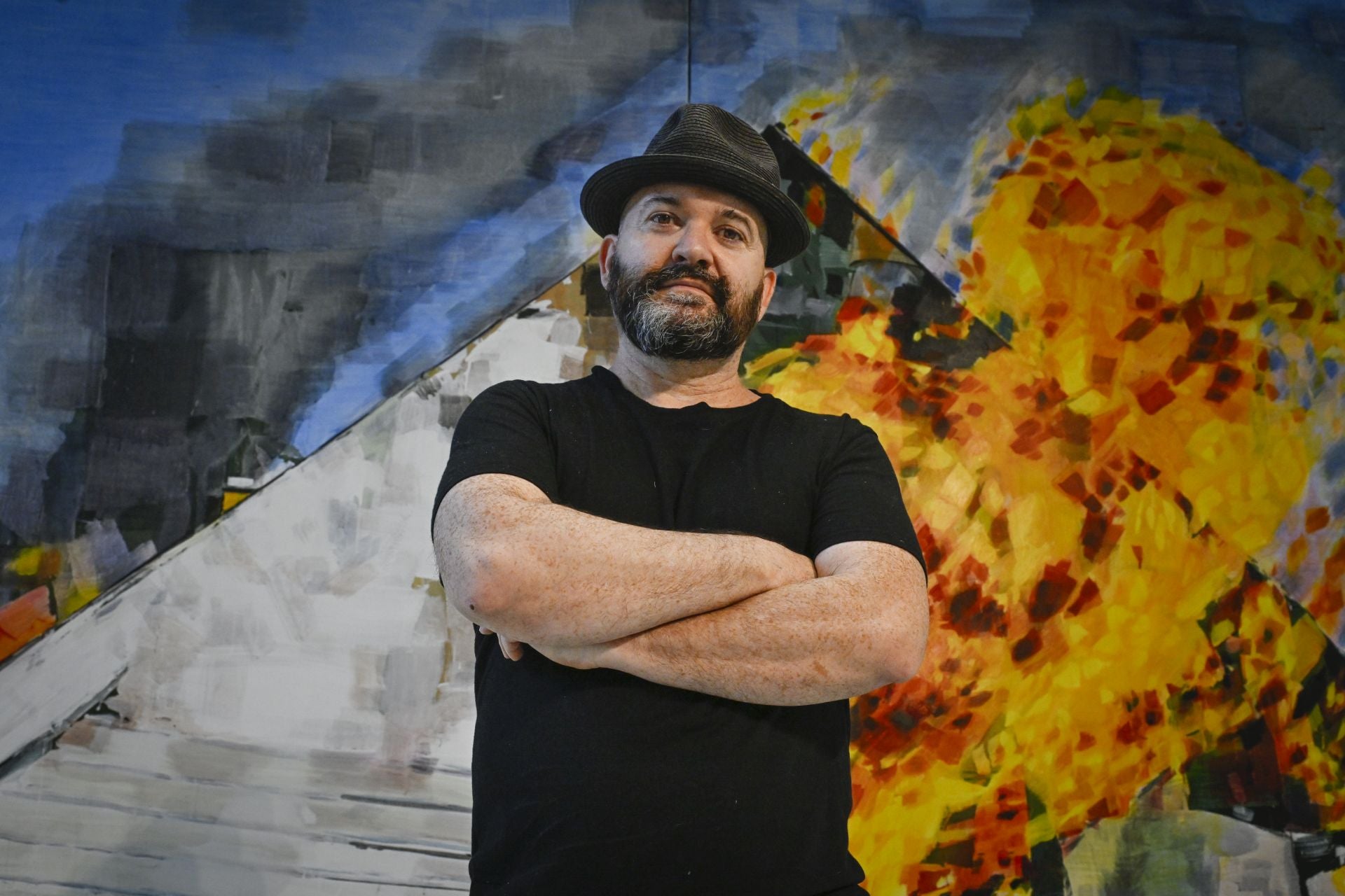 En imágenes, Manuel Pérez expone &#039;Llueve fuego&#039; en el Centro Párraga