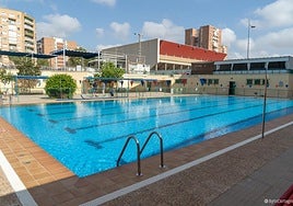 Piscina de la Casa de la Juventud.