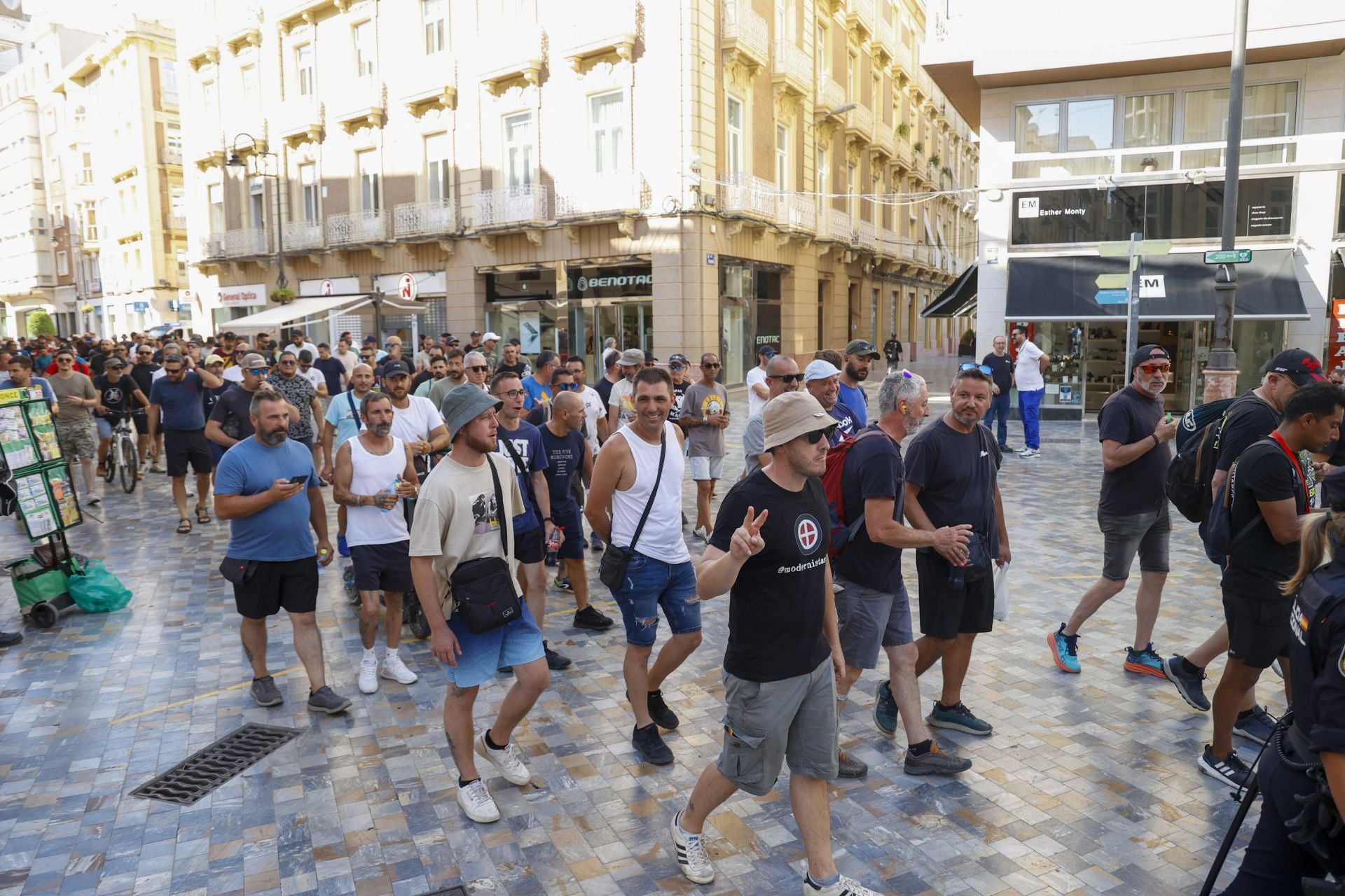 La protesta de los trabajadores de Navantia en Cartagena, en imágenes