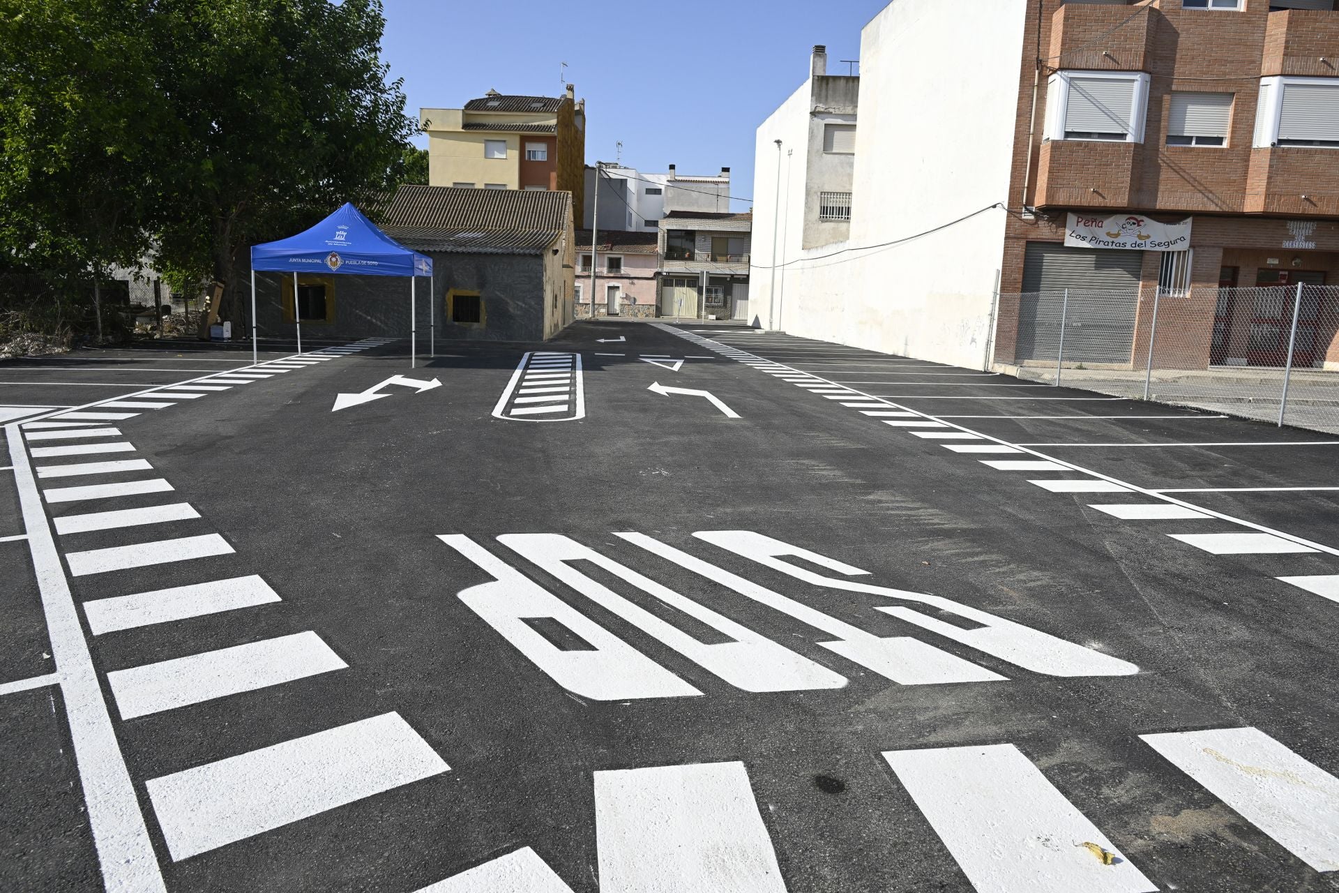 La inauguración del aparcamiento de Puebla de Soto, en imágenes