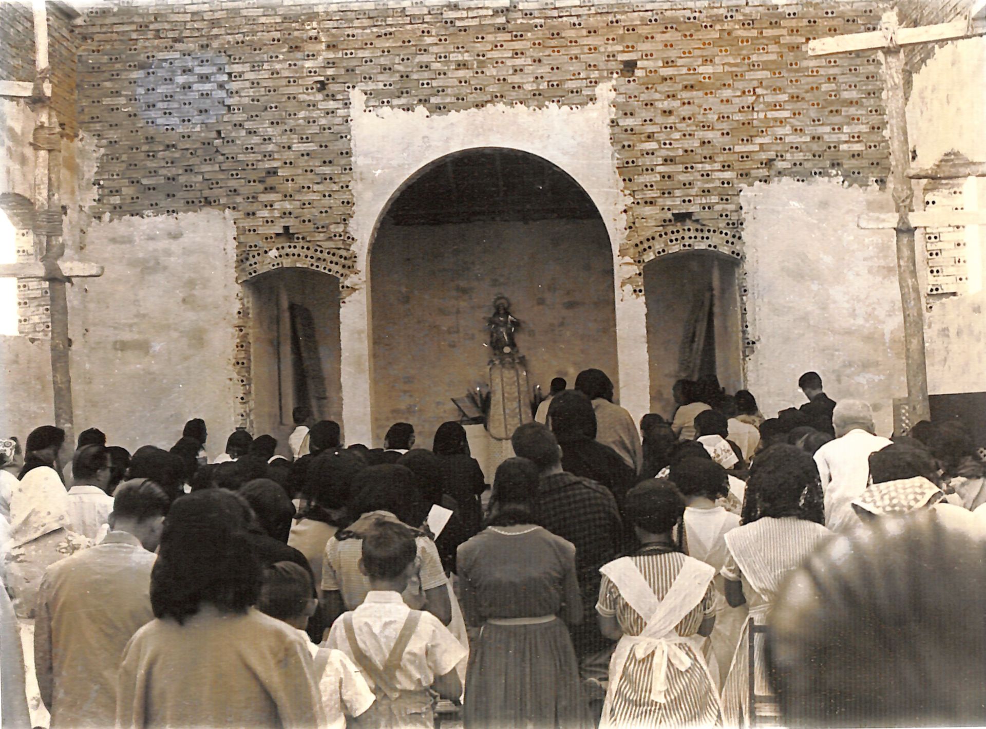 Selección de fotografías de la exposición 'Álbum de estío', en Mazarrón