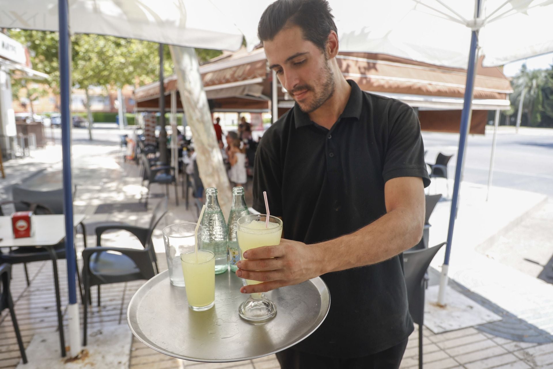 Calor en el mercado del Cénit de Cartagena, en imágenes