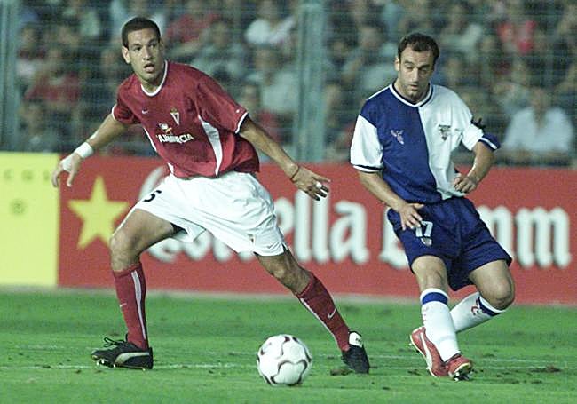 Acciari y Etxeberria, en un lance del juego.