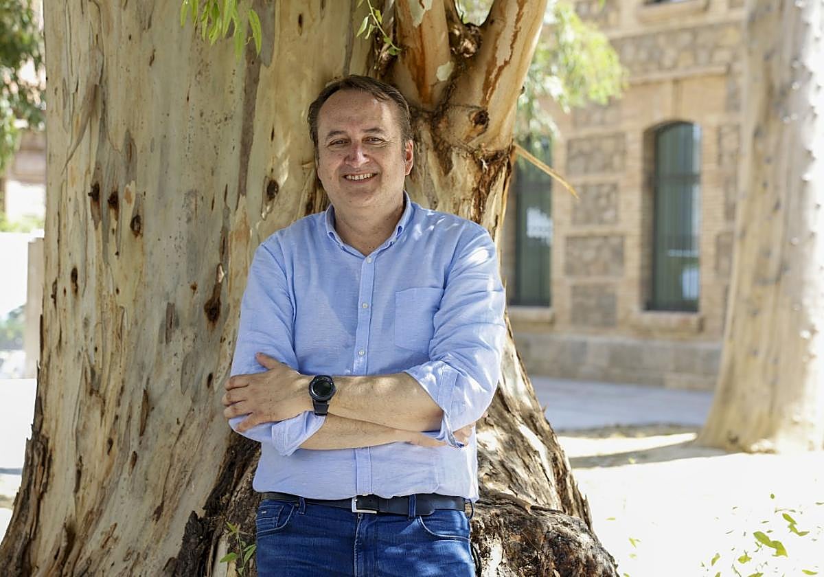 Daniel Torregrosa, químico y divulgador científico.