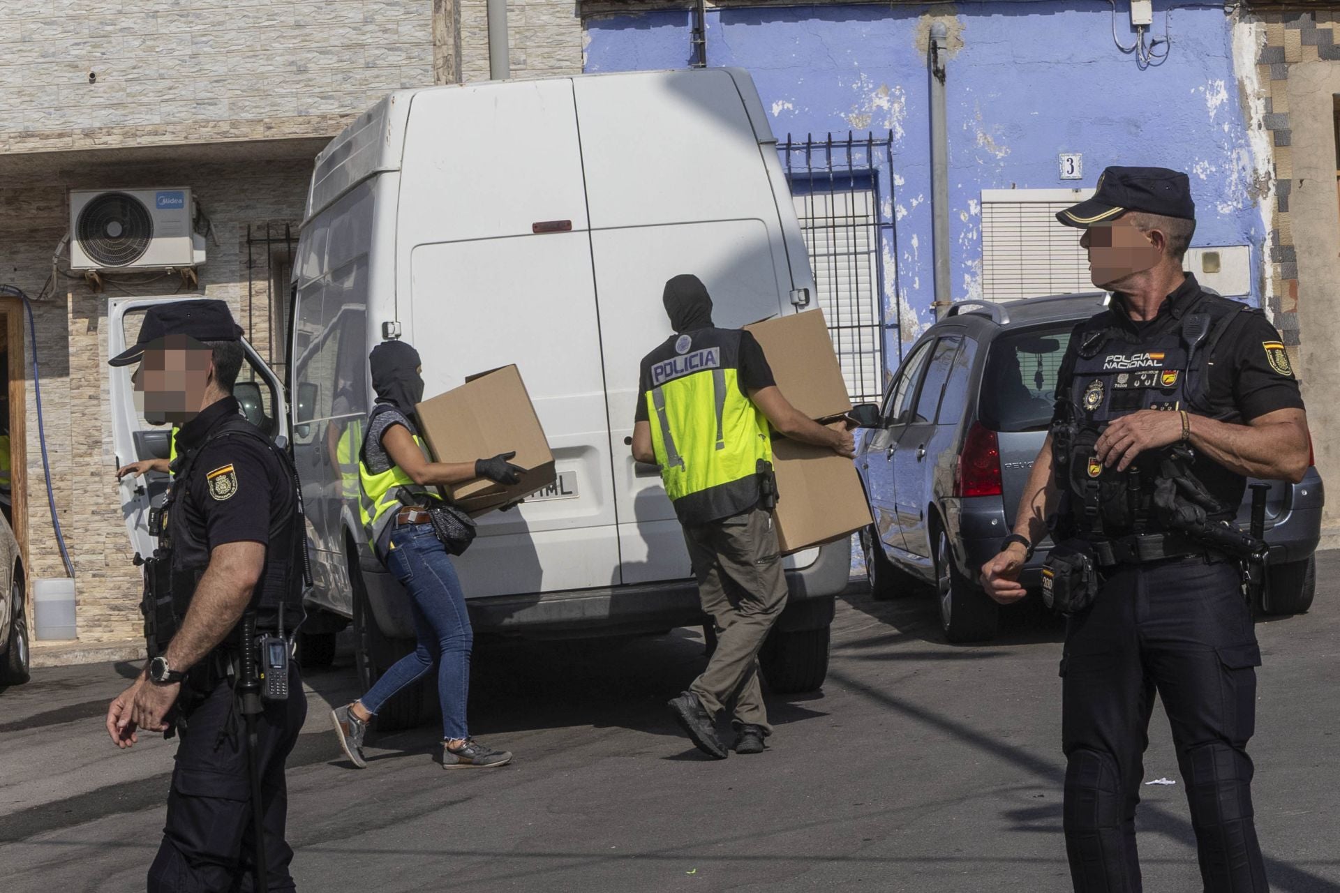 La redada en Los Mateos, en imágenes